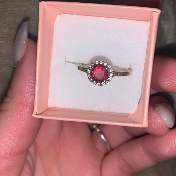 Sterling silver ring - Picture 2 of 3